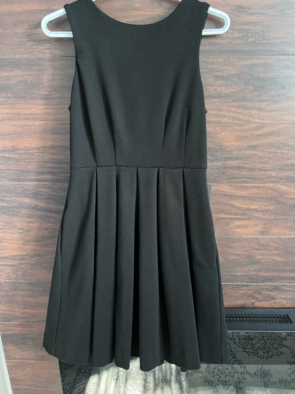 Jennifer Lopez Classic Black Sleeveless Fit And Flare Pleated Dress